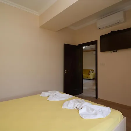 китанов Guest house 4*