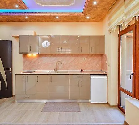 китанов Πανσιόν 4*