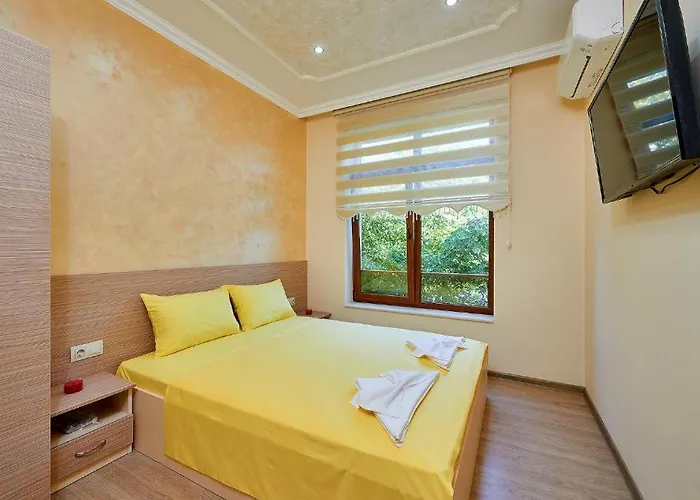 китанов Konukevi Ahyolu