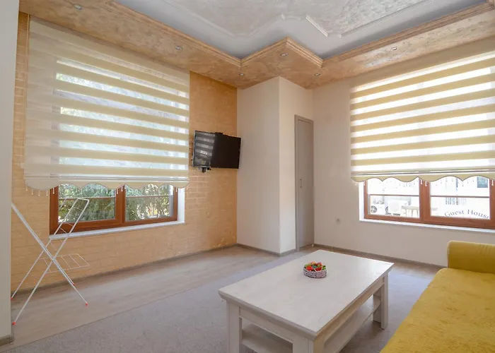 китанов Konukevi