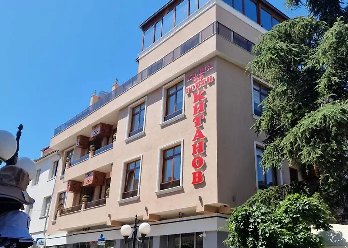 Konukevi китанов